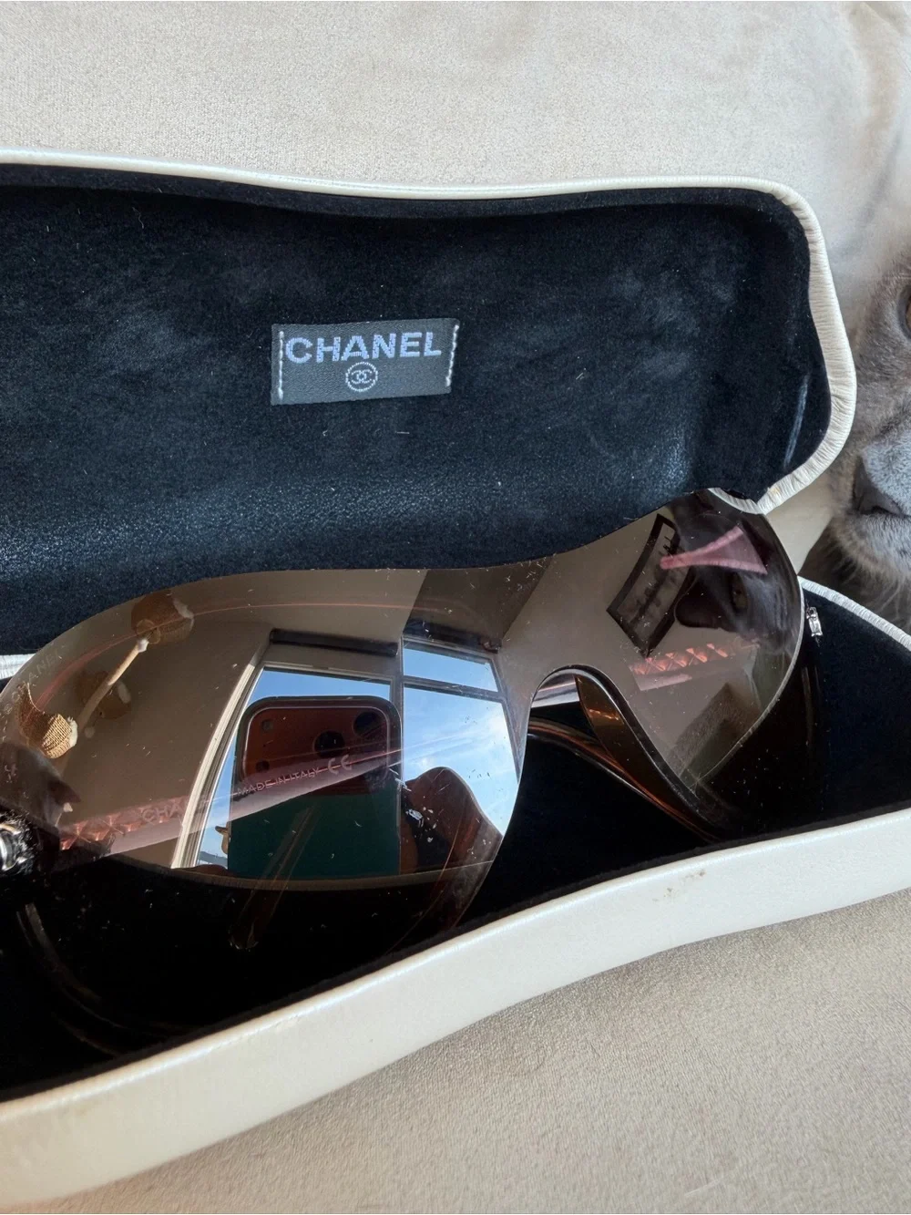 CHANEL Oversized Tortoiseshell Gradient Sunglasses - Brown